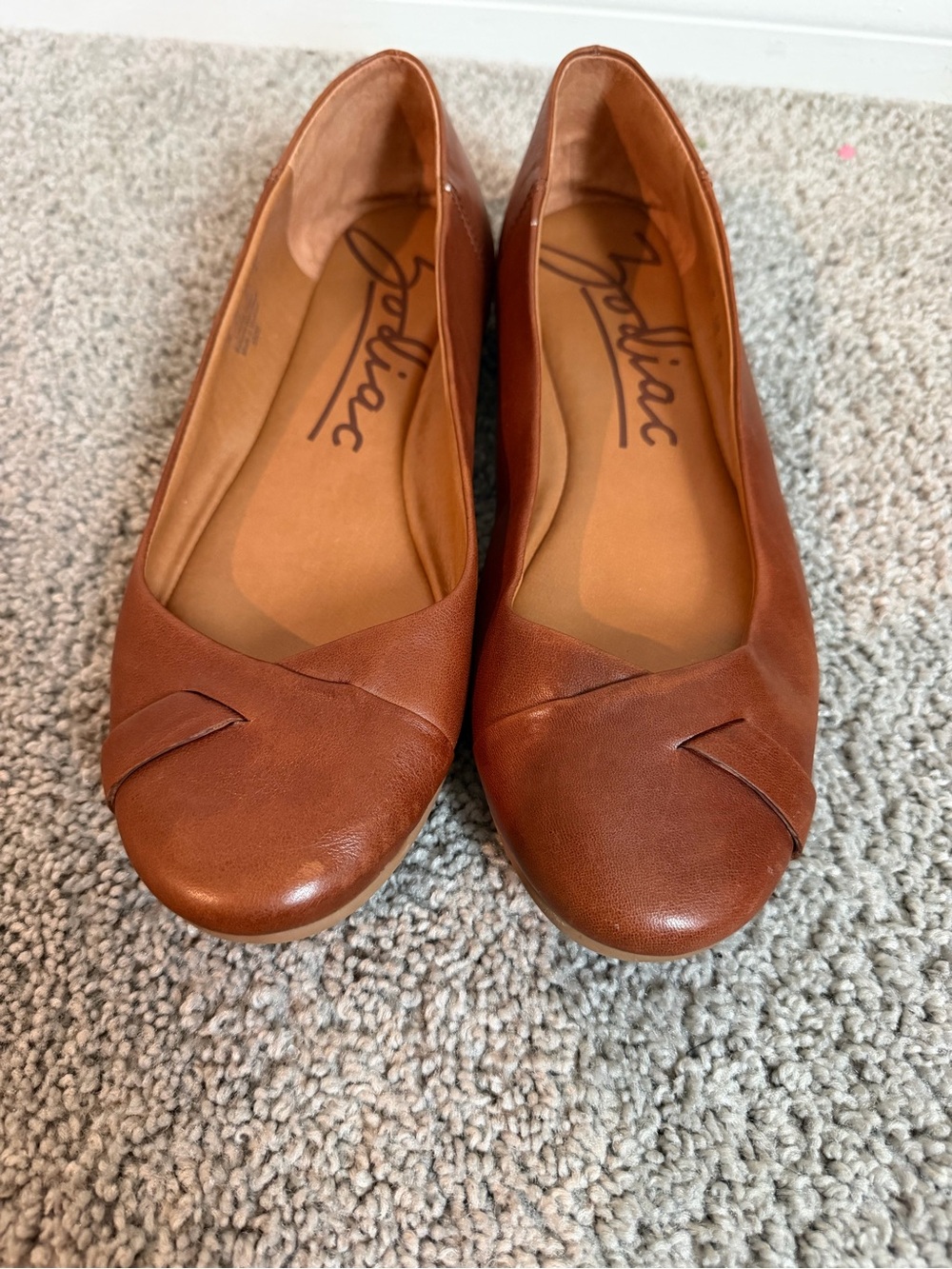 Zodiac Women's Tan Leather Ballet Flats